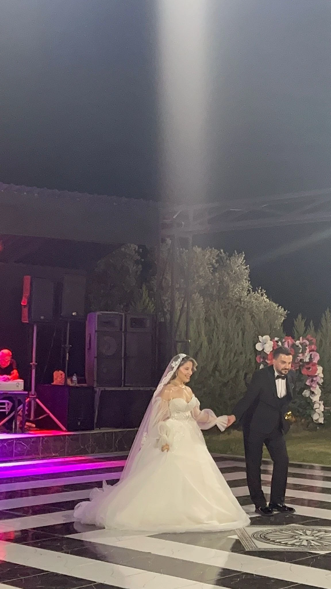 Beyza ve Muhammet Çifte Düğünle Dünyaevine Girdi