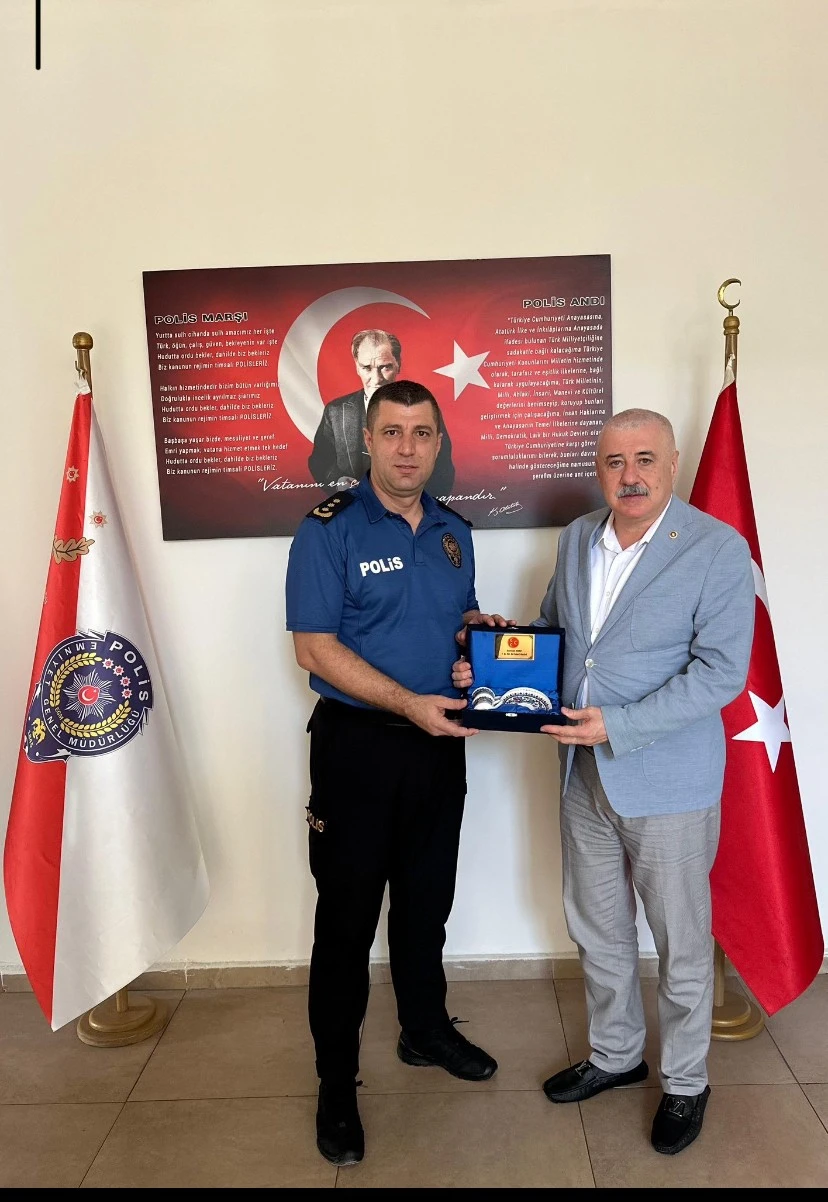 TBMM İdari Amiri Sermet Atay, MHP Gaziantep İl ve İlçe Başkanlarıyla Birlikte Şahinbey ve Şehitkamil İlçe Emniyet Müdürlüklerine Ziyaret Gerçekleştirdi