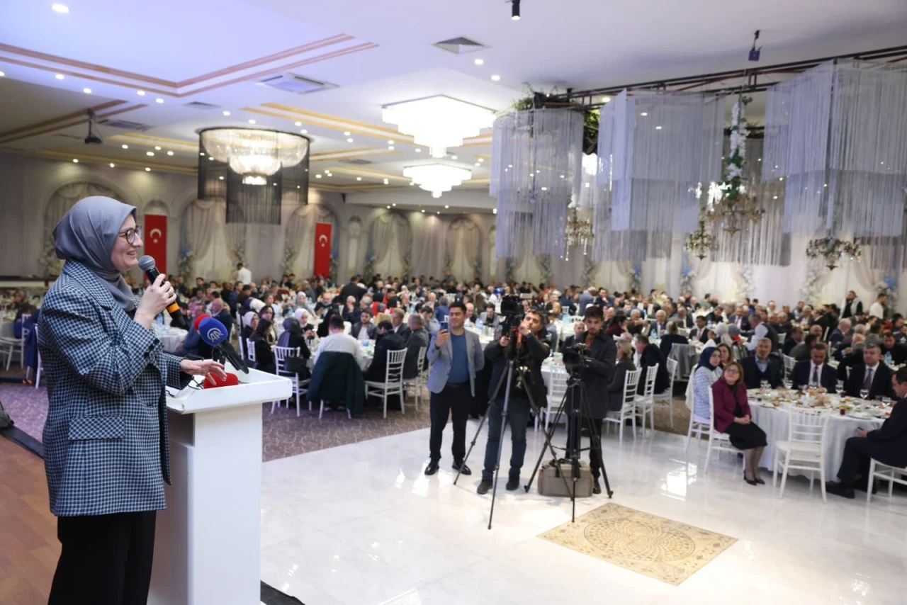 AK PARTİ GAZİANTEP’TE STK’LARLA İFTAR BULUŞMASI GERÇEKLEŞTİRİLDİ