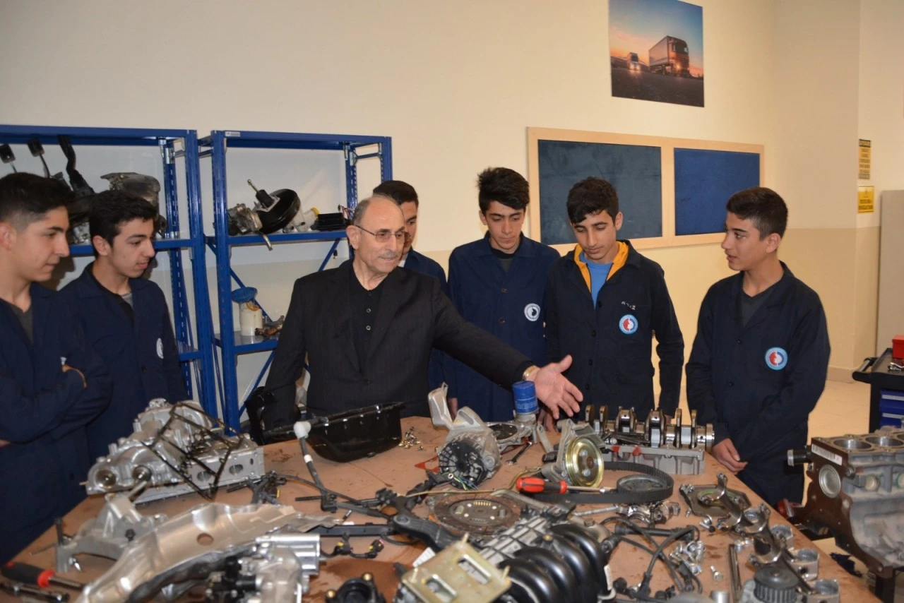 Topçuoğlu, dualarla son yolculuğuna uğurlandı