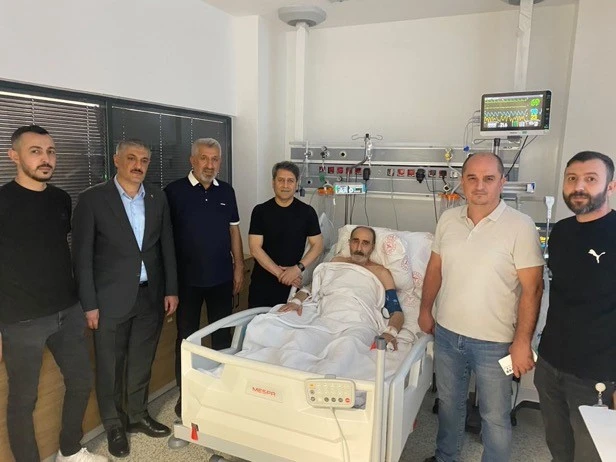 Yoğun Gaziantep Programı: Gaziantep Milletvekili Ali Şahin Nizip’te Taziyeden Hastane Ziyaretlerine Kadar Yoğun Mesai Yaptı
