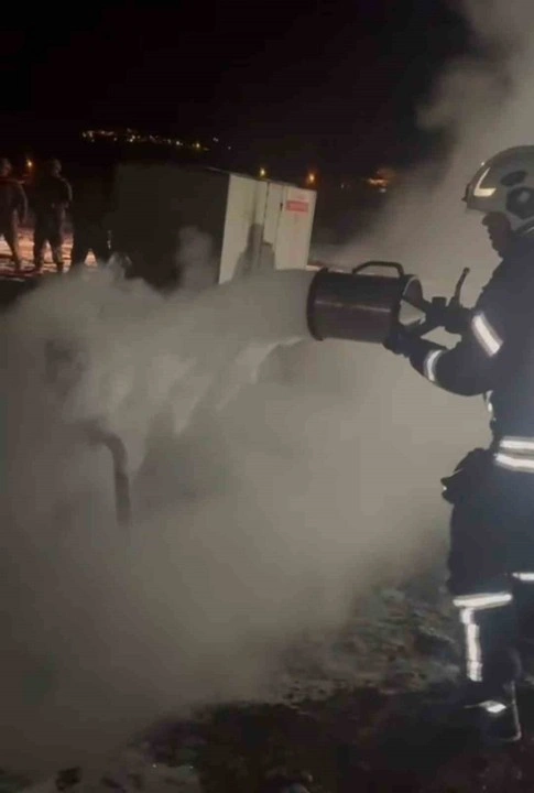 Batman&rsquo;da petrol kuyusunda &ccedil;ıkan yangın s&ouml;nd&uuml;r&uuml;ld&uuml;