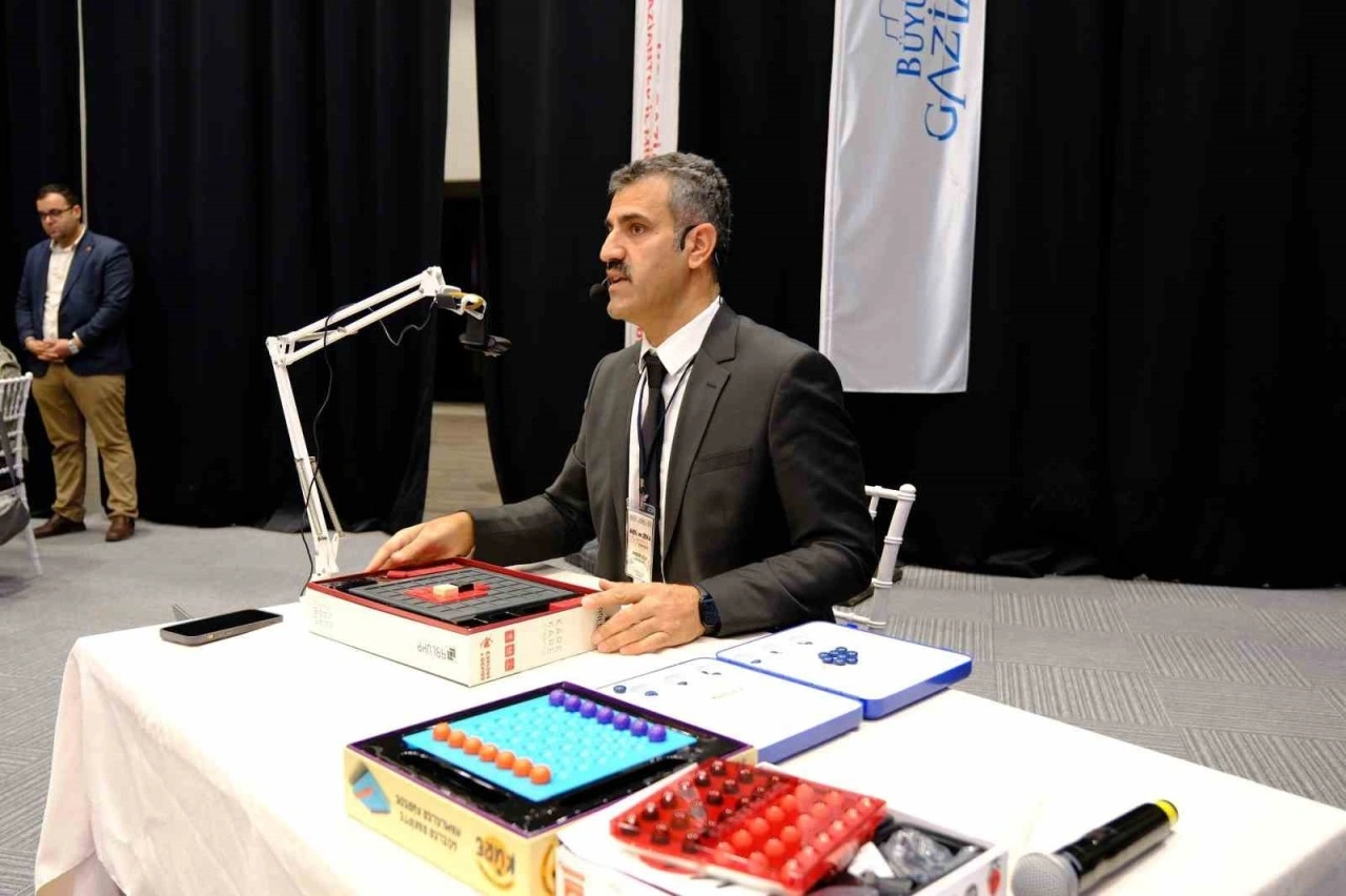 Gaziantep&rsquo;te &ouml;ğretmenlere akıl ve zeka oyunları eğitimi