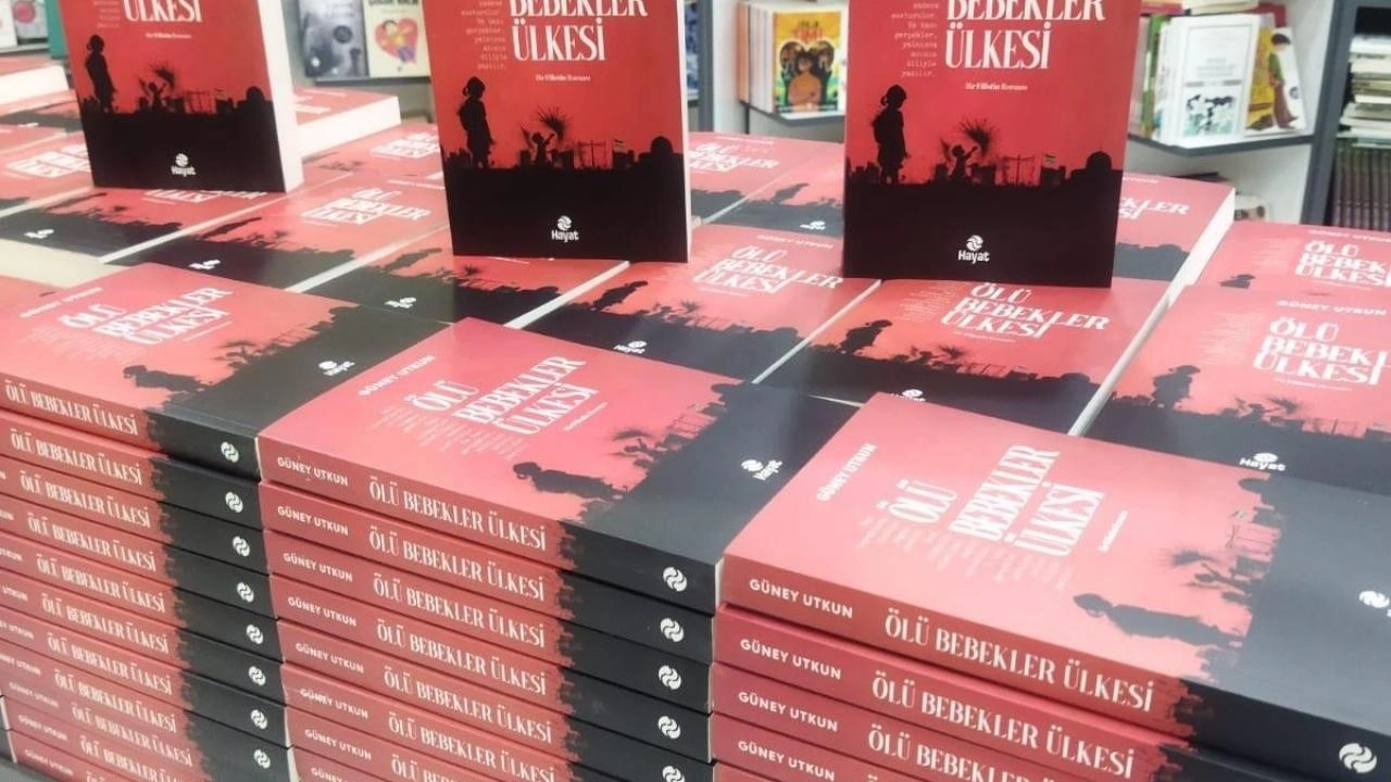 G&uuml;ney Utkun'un &Ouml;l&uuml; Bebekler &Uuml;lkesi romanı raflarda yerini aldı