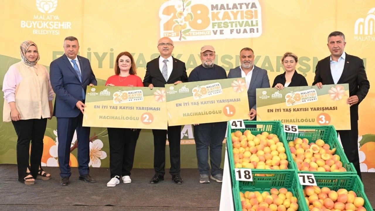 Malatya Kayısı Festivali ve Fuarı eğlence dolu anlar yaşatıyor
