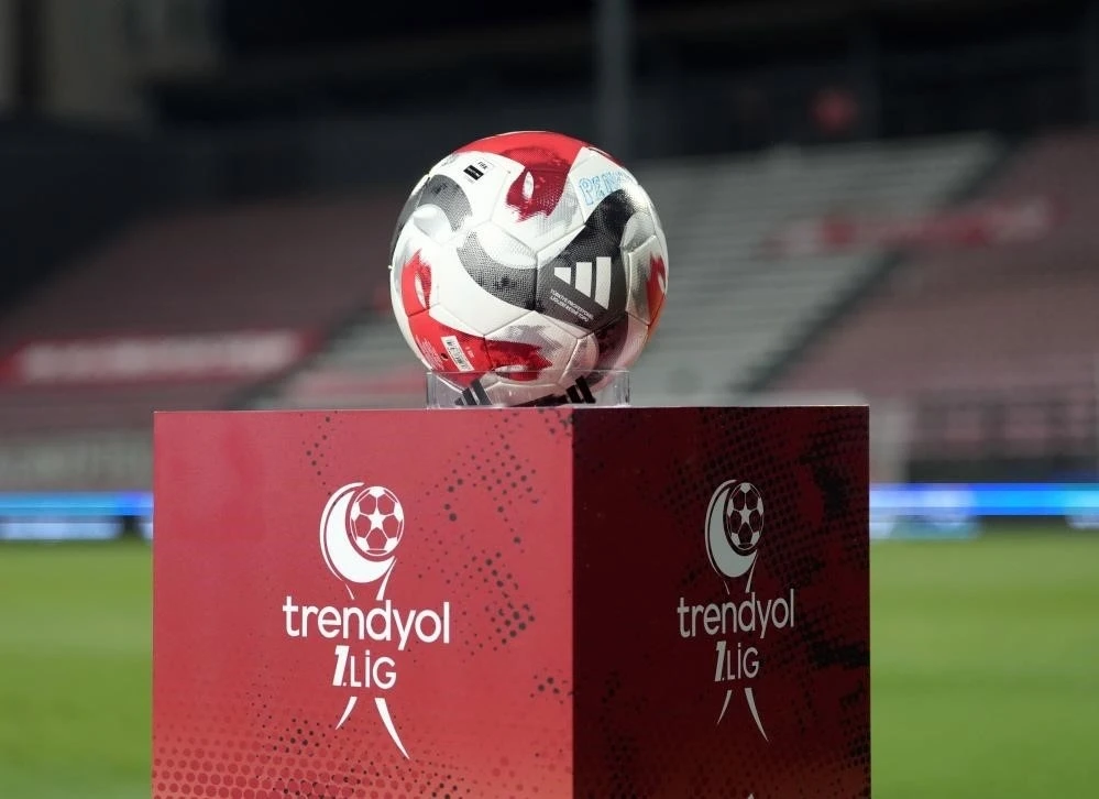 Manisa FK, sezonu Bolu deplasmanında a&ccedil;ıyor
