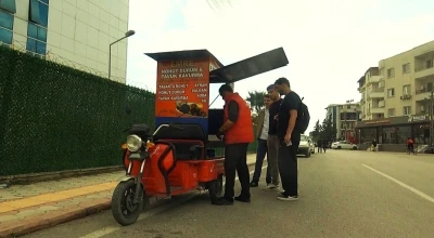 1 metrekarelik ekmek teknesiyle nohut d&uuml;r&uuml;m lezzetini vatandaşın ayağına g&ouml;t&uuml;r&uuml;yor
