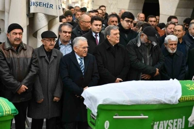 11. Cumhurbaşkanı Abdullah G&uuml;l&rsquo;&uuml;n acı g&uuml;n&uuml;
