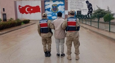 13 yıl kesinleşmiş hapis cezasıyla aranan şahıs yakalandı