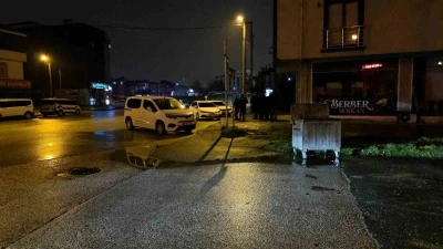 14 yaşında &ccedil;ocuk, otob&uuml;s durağında silahla vurulmuş halde bulundu
