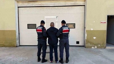 14 yıl hapis cezası bulunan dolandırıcılık ş&uuml;phelisi yakalandı