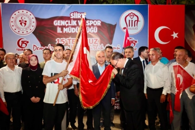 15 Temmuz Sancağı Teslim Edildi