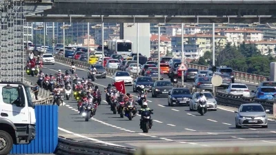 15 Temmuz&rsquo;un 10&rsquo;uncu yılında anlamlı kortej: "Bizim &ccedil;ocuklar değil, aziz milletimiz başardı"
