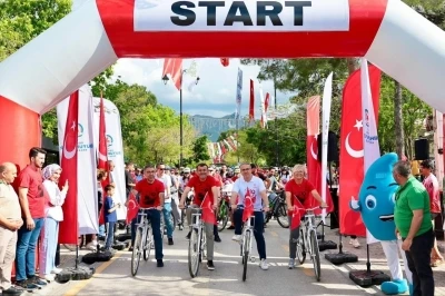 19 Mayıs ruhuyla umuda pedal &ccedil;evirdiler
