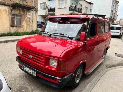1979 model aracını ‘Çiçek Abbas’ minibüsüne benzetti
