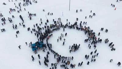 2 bin 400 rakımlı Aydıntepe Yaylası&rsquo;nda kış festivali coşkusu
