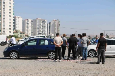 2. el araçlar sıfır fiyatına satılmaya çalışınca elde kaldı
