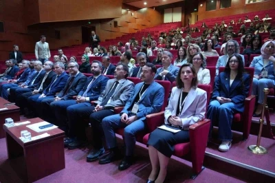 2. Kadraj İletişim G&uuml;nleri başladı: İletişim d&uuml;nyasının &ouml;nemli isimleri N&Ouml;H&Uuml;&rsquo;de gen&ccedil;lerle buluşuyor
