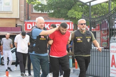 2 kişinin öldüğü, 1 kişinin ağır yaralandığı kavgada 4 tutuklama
