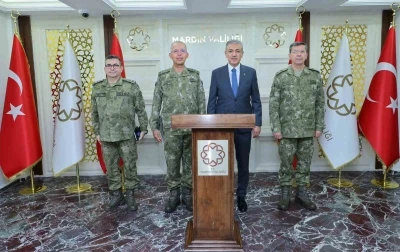 2. Ordu Komutanı Korgeneral Topaloğlu, Mardin Valisi Akkoyun ile bir araya geldi
