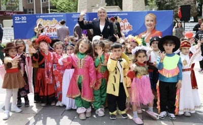 2. Uluslararası &Ccedil;ocuk ve Gen&ccedil;lik Tiyatroları Festivali başladı
