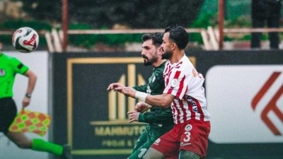 2. Lig'de şampiyonluk yarışı kızıştı! Bursaspor, Maraş'tan puanla &ccedil;ıktı