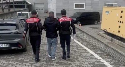 20 yıl hapis cezası bulunan h&uuml;k&uuml;ml&uuml; yakalandı
