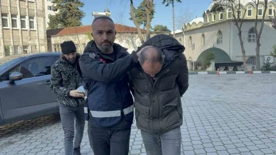 20 yıl &ouml;nceki cinayet yeniden kan d&ouml;kt&uuml;
