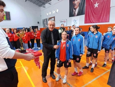 2025-2026 Okul Sporları Gen&ccedil; Kızlar Futsal M&uuml;sabakaları tamamlandı
