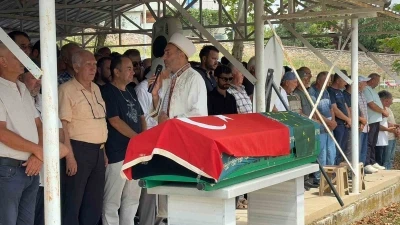 21 gün önce evlenen ve vurgun yiyerek hayatını kaybeden dalgıç son yolculuğuna uğurlandı
