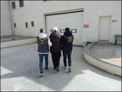21 yıl hapis cezası bulunan dolandırıcı JASAT&rsquo;tan ka&ccedil;amadı
