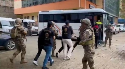 22 ilde organize su&ccedil; &ouml;rg&uuml;tlerine operasyon: 32 g&ouml;zaltı
