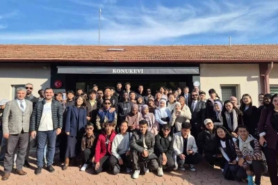 23 farklı &uuml;lkeden 111 &ouml;ğrenci T&uuml;rk&ccedil;e eğitimi alıyor
