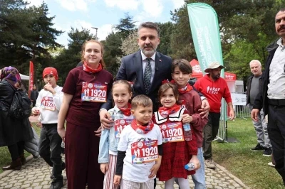 23 Nisan Bursa&rsquo;da coşkuyla kutlandı

