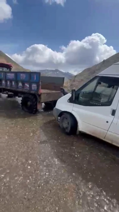 23 Nisan&rsquo;da &ccedil;ocuklar yolda kaldı
