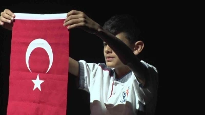 23 Nisan kutlamalarında &ccedil;ocuklar bayramın yıldızı oldu
