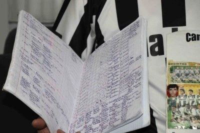 25 yıldır Beşiktaş&rsquo;ın her ma&ccedil;ını tek tek not ediyor