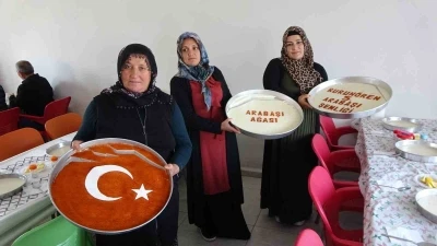 250 tepsi hamur döküldü, 5 kazan arabaşı çorbası birlik beraberlik için kaynadı
