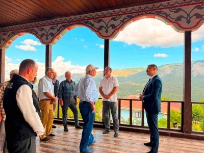 250 yıllık &Ccedil;ivisiz Cami&rsquo;de inceleme
