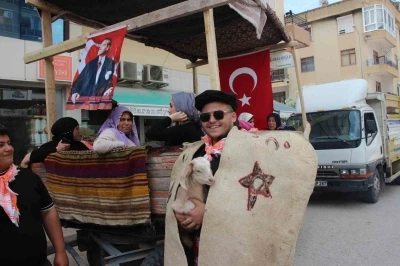 27. Geleneksel Kumluca Tarım ve Seracılık Festivali Y&ouml;r&uuml;k G&ouml;&ccedil;&uuml; ile başladı

