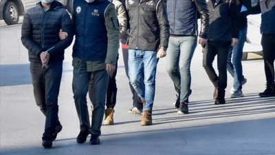 3 ilde dev 'bungalov' operasyonu! Şebeke &ccedil;&ouml;kertildi: 8 g&ouml;zaltı