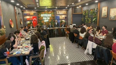 3 &uuml;lkeden 22 &ouml;ğrenci k&uuml;lt&uuml;r k&ouml;pr&uuml;s&uuml; i&ccedil;in Tavşanlı&rsquo;da buluştu
