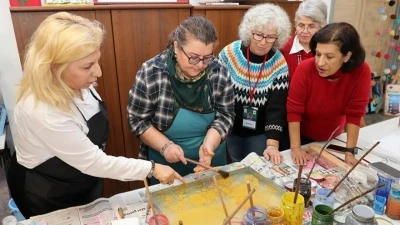 3. Yaş &Uuml;niversitesi&rsquo;nde bahar d&ouml;nemi kayıtları başladı
