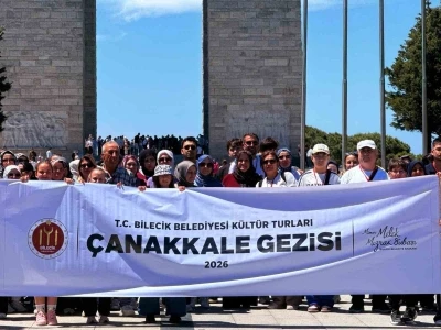 300 kişi &Ccedil;anakkale gezisi katıldı
