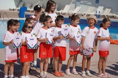 307 öğrenci yaz spor okullarından mezun oldu
