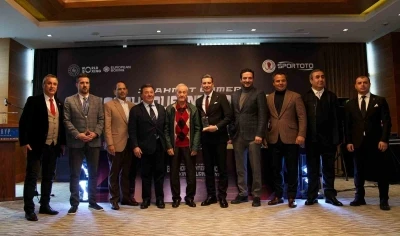 34. Uluslararası Ahmet C&ouml;mert Boks Turnuvası&rsquo;nın basın toplantısı d&uuml;zenlendi
