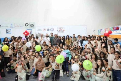 350 bin eserin yer aldığı kitap fuarına 13 binden fazla &ouml;ğrenci ilgi g&ouml;sterdi
