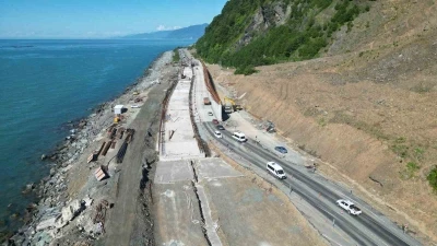 4 kişinin hayatını kaybettiği heyelan b&ouml;lgesinde t&uuml;nel &ccedil;alışmaları aralıksız devam ediyor
