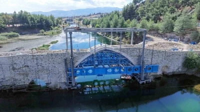5 asırlık Ceyhan Köprüsü’nün restorasyonunda sona gelindi

