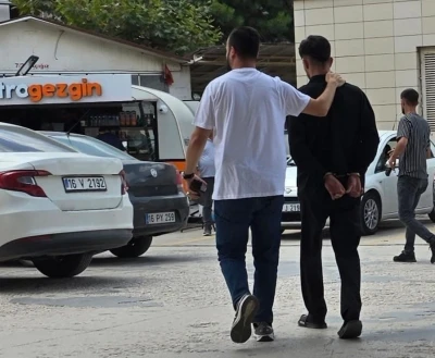 50 kilometre ka&ccedil;an ara&ccedil;tan 20 bin adet uyuşturucu hap &ccedil;ıktı

